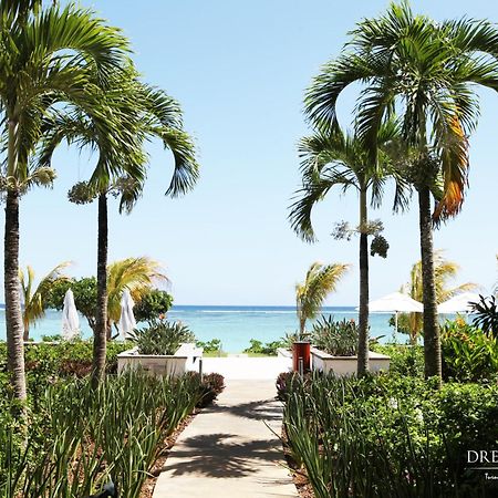 Cap Ouest Luxury Beachfront Flic en Flac Exterior photo