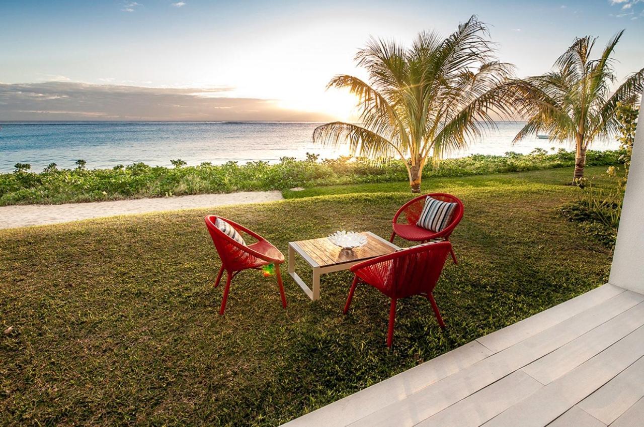 Cap Ouest Luxury Beachfront Flic en Flac Exterior photo